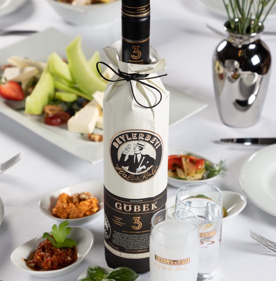 Beylerbeyi Göbek Premium Raki Vol Alc 45% 12 x 0,50 l  Bouteille Verre jetable